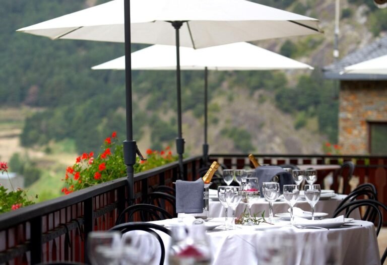 hotel-restaurant-coma-jardins-et-terrasses-ordino-055292